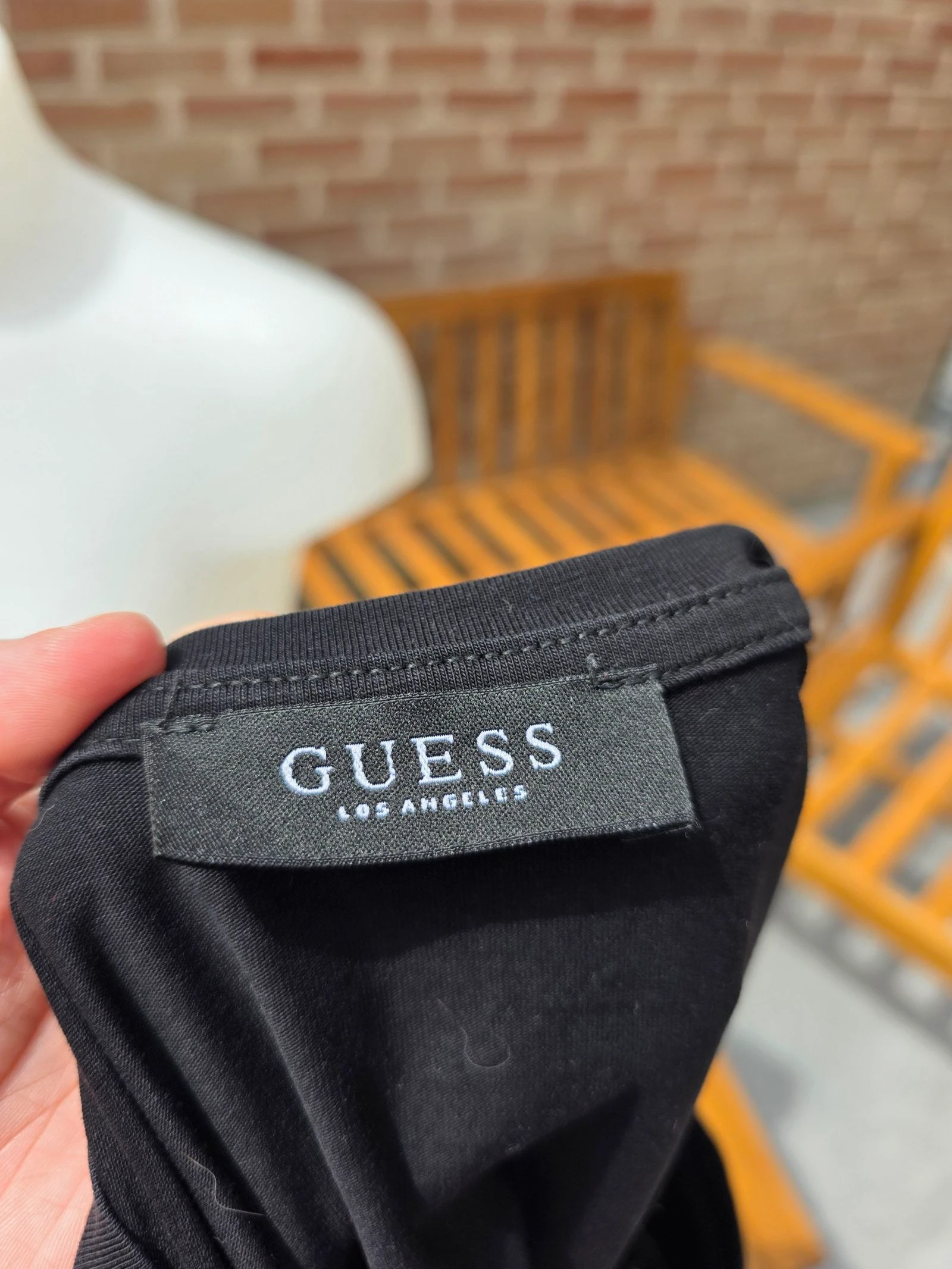 Guess rhinestone T-Shirt – photo 6